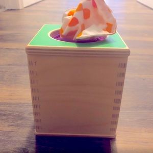 Lovevery Magic Tissue Box